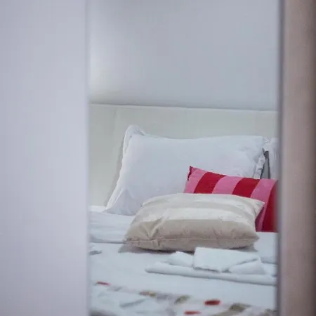 Emerald View Apartment